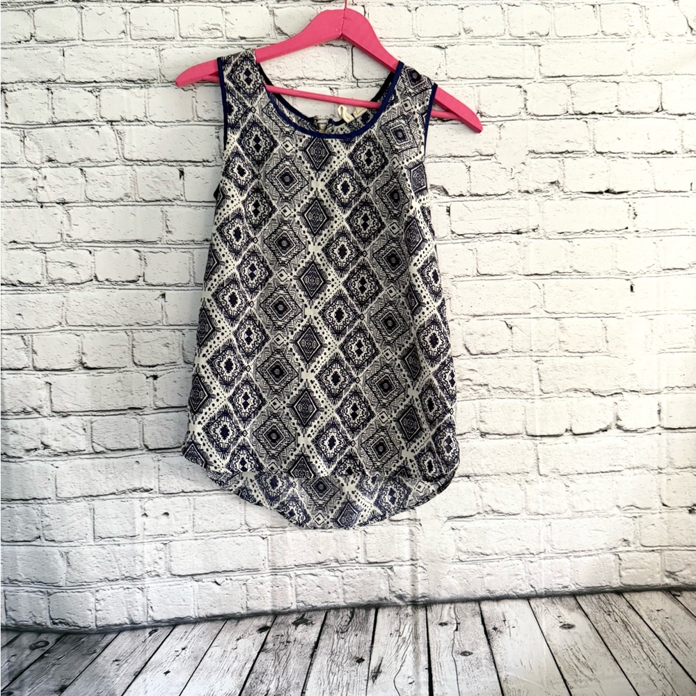 JAPNA. tank. Size XS